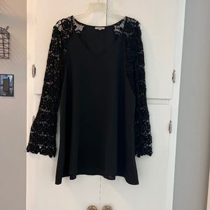 Black tunic top/minidress; size L